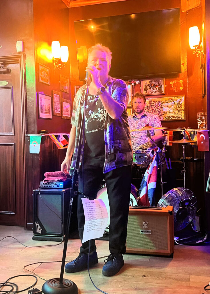 Another great night of live music at The Prince of Wales Pimlico SW1 London. near Victoria Station